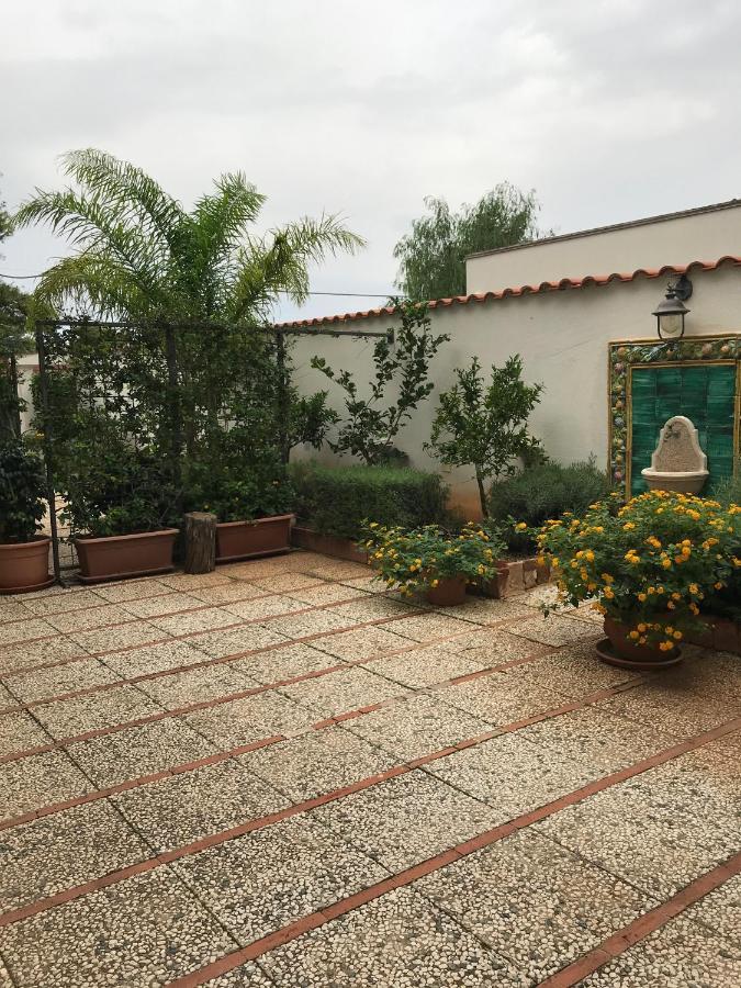 Holiday & House - Imparato Carini Costa Verde Εξωτερικό φωτογραφία